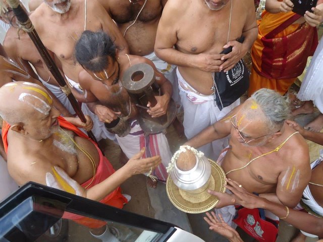 Srimushnam Andavan Thirukandiyur Harasaapa Vimochana Perumal  Kovil Mangalasasanam  2014 04