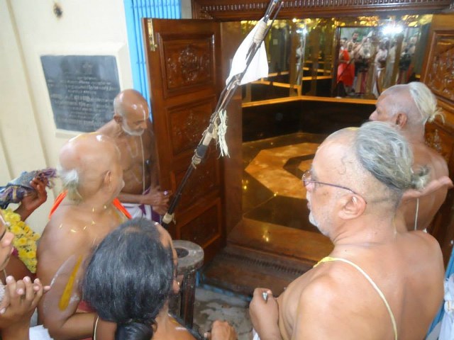 Srimushnam Andavan Thirukandiyur Harasaapa Vimochana Perumal  Kovil Mangalasasanam  2014 06