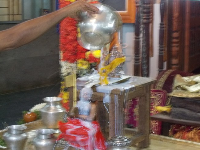 Srirangam Ahobila Mutt Adhivan Satakopan Thirunakshatra utsavam Thirumanjanam day 6 2014 05
