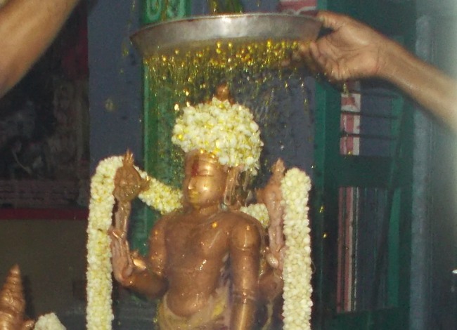 Therazhundur Andavan Thirunakshataram Thirumanjanam at Amaruviappan Temple 2014--05
