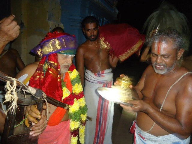 Therazhundur Sri Amaruviyappan Temple Srimushnam ANdavan Mangalasasanam 2014 24