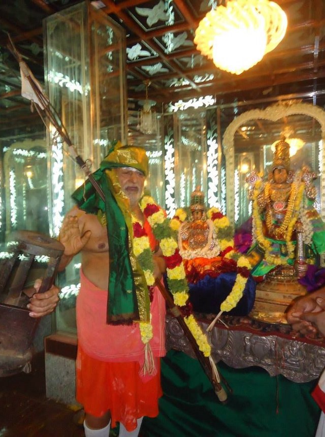 Therazhundur Sri Amaruviyappan Temple Srimushnam ANdavan Mangalasasanam 2014 25