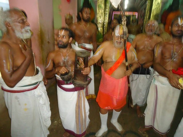 Thiruindhalur SRi Parimala Ranganatha Perumal Temple Srimushnam ANdavan Mangalasasanam 2014 07