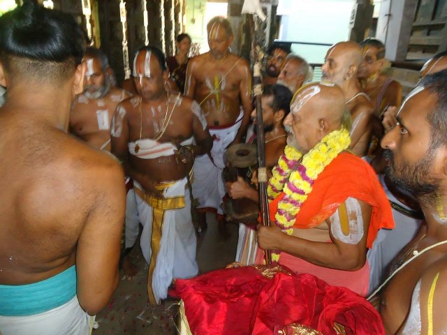 Thiruindhalur SRi Parimala Ranganatha Perumal Temple Srimushnam ANdavan Mangalasasanam 2014 13