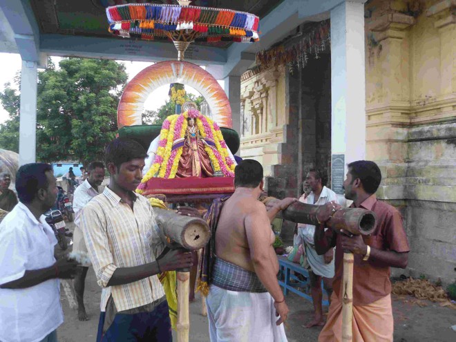 Thirukannamangai_Swami Desikan_00