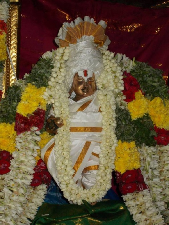 Thirukoodal Azhagar Perumal Temple Uriyadi Utsavam 1
