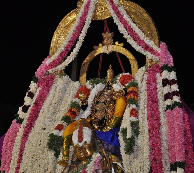 Thirukurungudi Sri vaishnava nambi avani swathi garuda sevai 2014  1