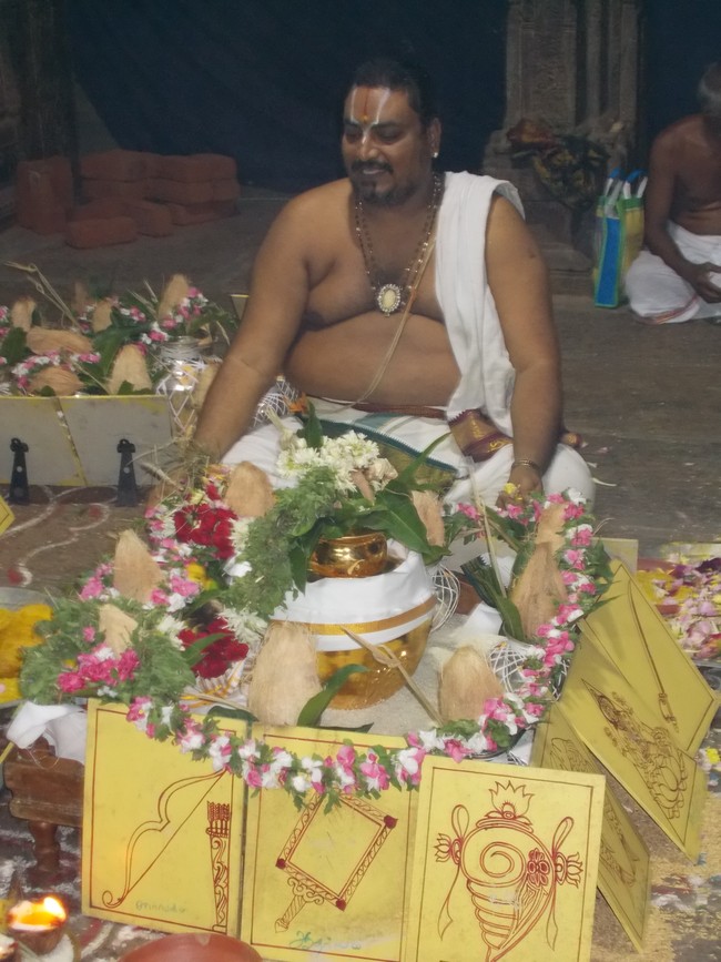 Thirumaliruncholai Kallazhagar Temple Pavithrotsavam 108 Kalasa Thirumanjanam  2014  01