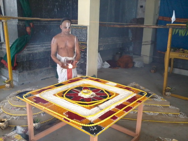Thiruvekka Yathokthakari Divyadesam Pavithrotsavam day 1 2014--04