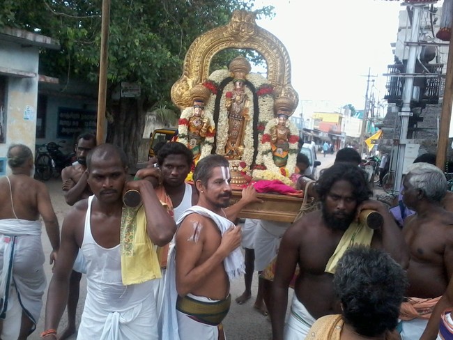 Thiruvelukkai Divyadesam Avatara Utsavam   2014 10