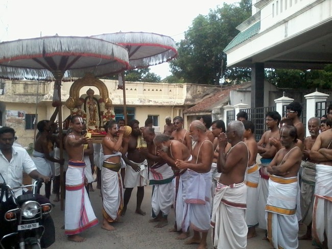 Thiruvelukkai Divyadesam Avatara Utsavam   2014 11