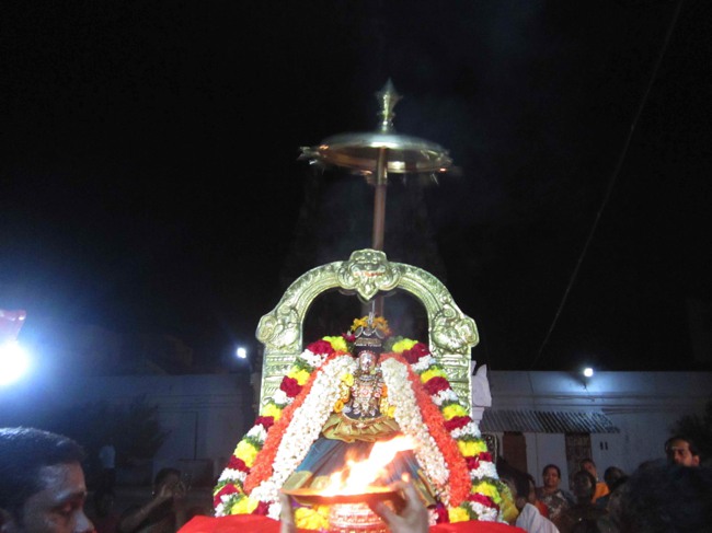 Thiruvelukkai Sri Amirthavalli Thayar Kadai Avani  Velli Purappadu 2014--0016