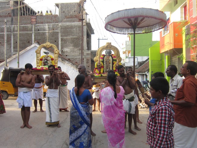 Thiruvelukkai Sri Azhagiya Singaperumal Temple Uriyadi Utsavam  2014 15