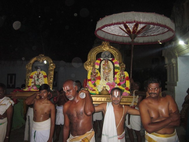 Thiruvelukkai Sri Azhagiya Singaperumal Temple Uriyadi Utsavam  2014 18