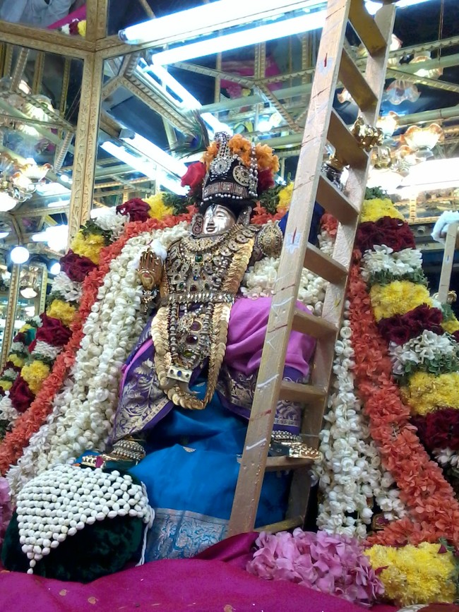 Thiruvelukkai Sri Azhagiyasinga perumal temple  Sri Jayanthi Utsavam 2014 06