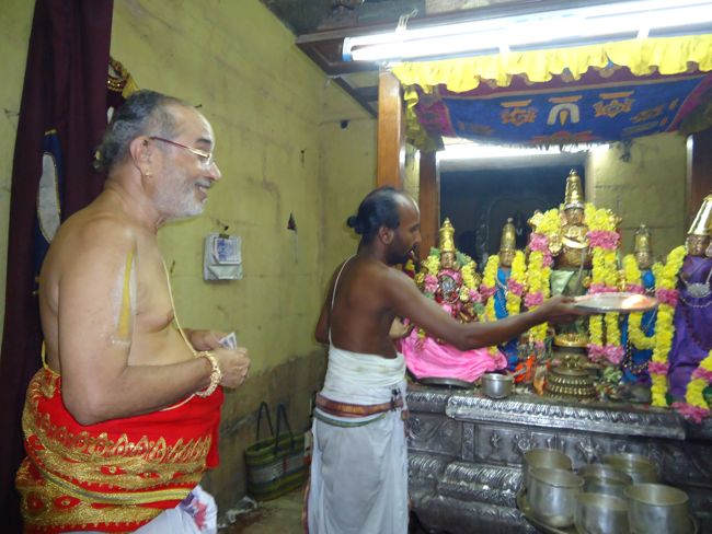 Thoopul Swami Desikan THirunakshatram day 2 Nadathur Ammal Kalaskshepa Goshti 2014 01