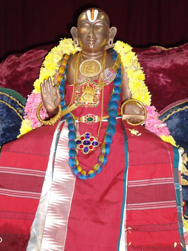 Thoopul  Swami Desikan  Thirunakshatra Utsavam Thanga Chapparam day 2 Morning  2014 05