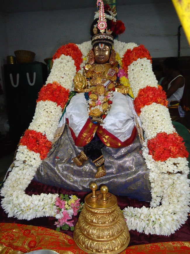 Thoopul  Swami Desikan  Thirunakshatra Utsavam Thanga Chapparam day 2 Morning  2014 08