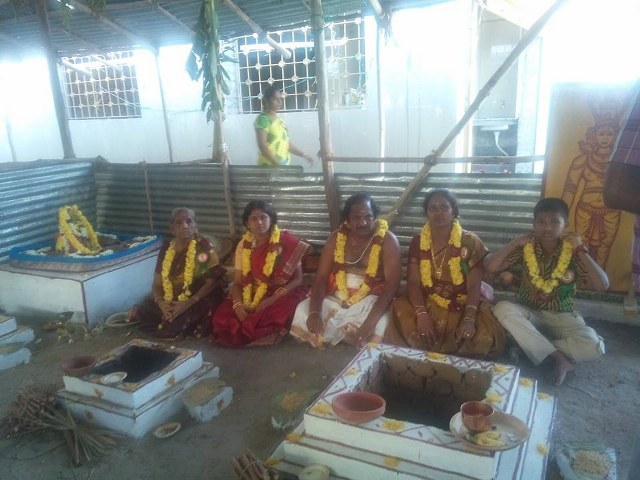 Villupuram Ongur Sri Lakshmi Narayana Perumal Mahasamprokshanm 1 kaala poojai 2014  2
