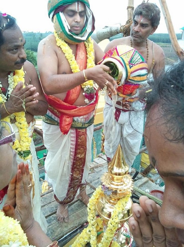 Villupuram Ongur Sri Lakshmi Narayana Perumal Mahasamprokshanm 3  kaala poojai 2014  02