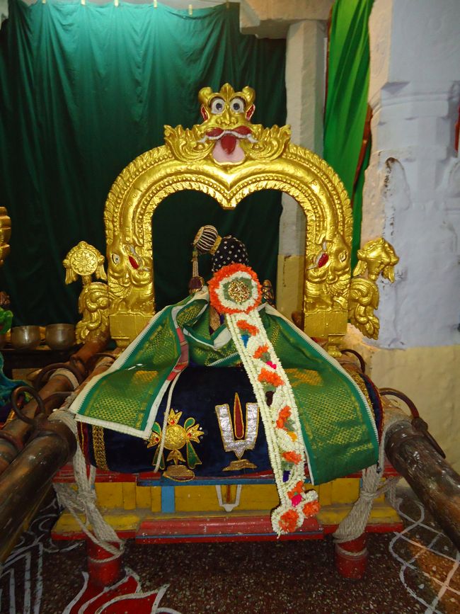 ashtabujam perumal navarathiri utsavam (7)