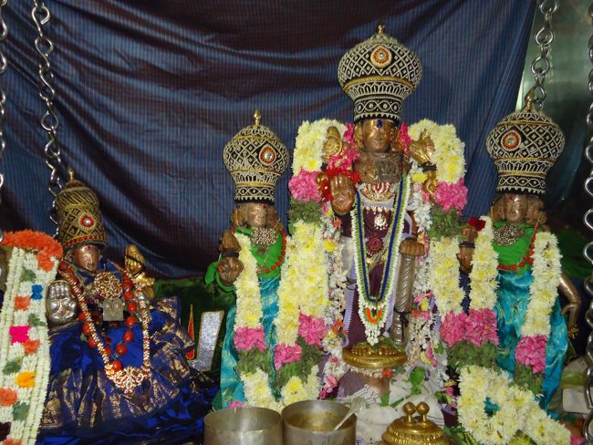 ashtabujam perumal utsavar navarathiri sevai (2)