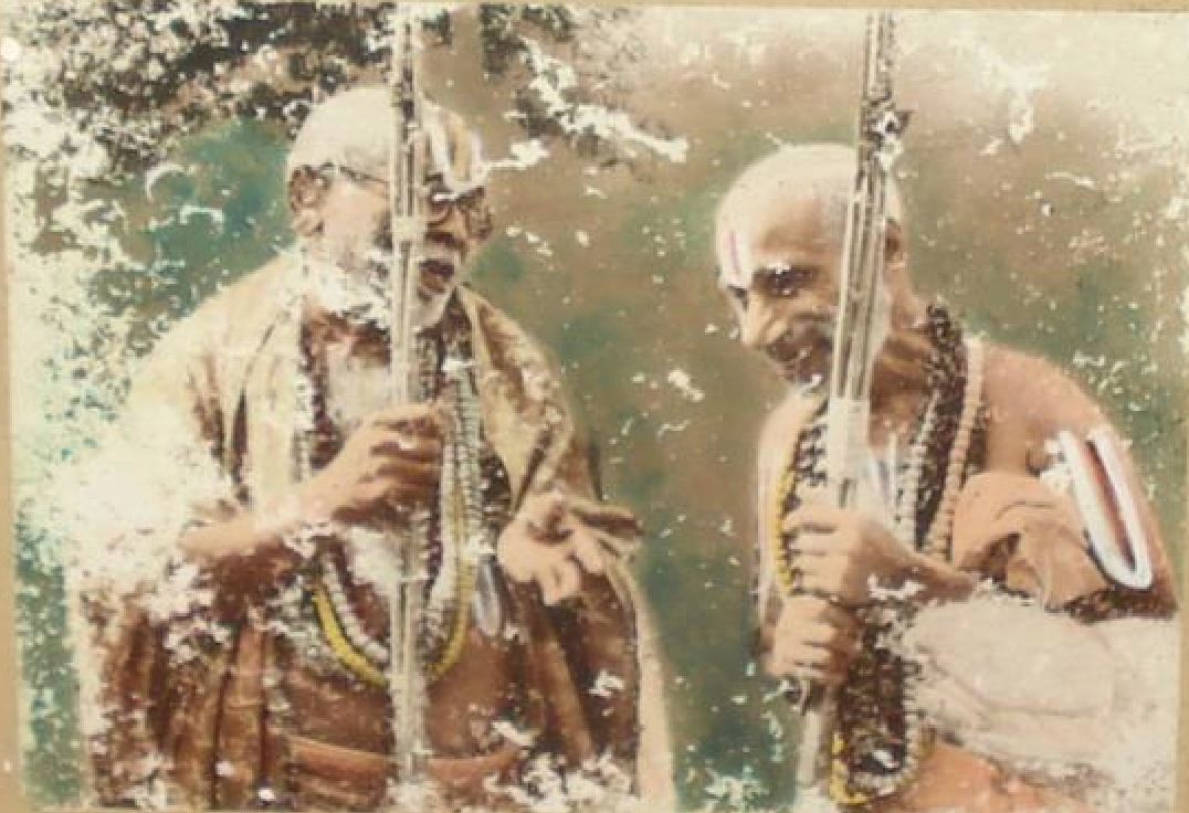 34th parakala jeeyar & Swami mukkur azhagiyasingar