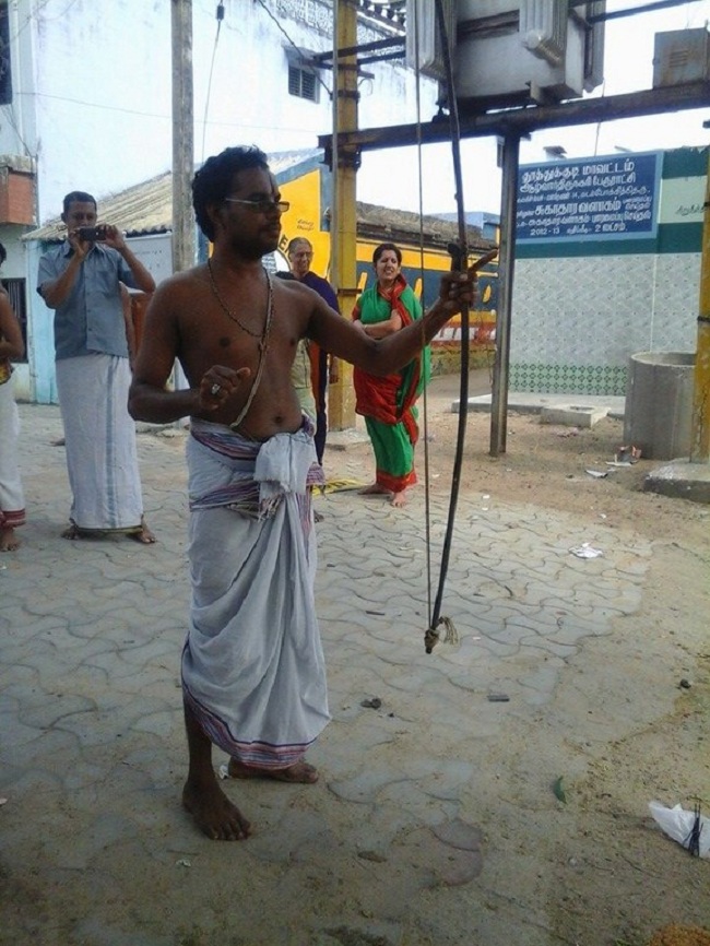 Azhwar Thirunagari Sri Adhinathar Kovil Vijayadasami Parivettai Utsavam1