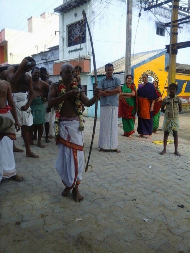 Azhwar Thirunagari Sri Adhinathar Kovil Vijayadasami Parivettai Utsavam8