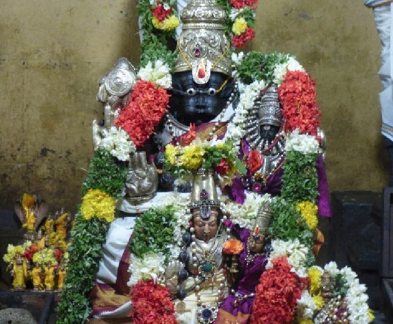 Deepavalli at Srirangam Dasavathara Sannadhi