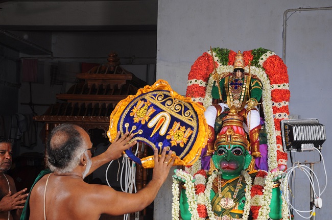 Gunaseelam Prasanna Venkatachalapathi Perumal Temple Brahmotsavam Hanumantha vahanam 2014 5