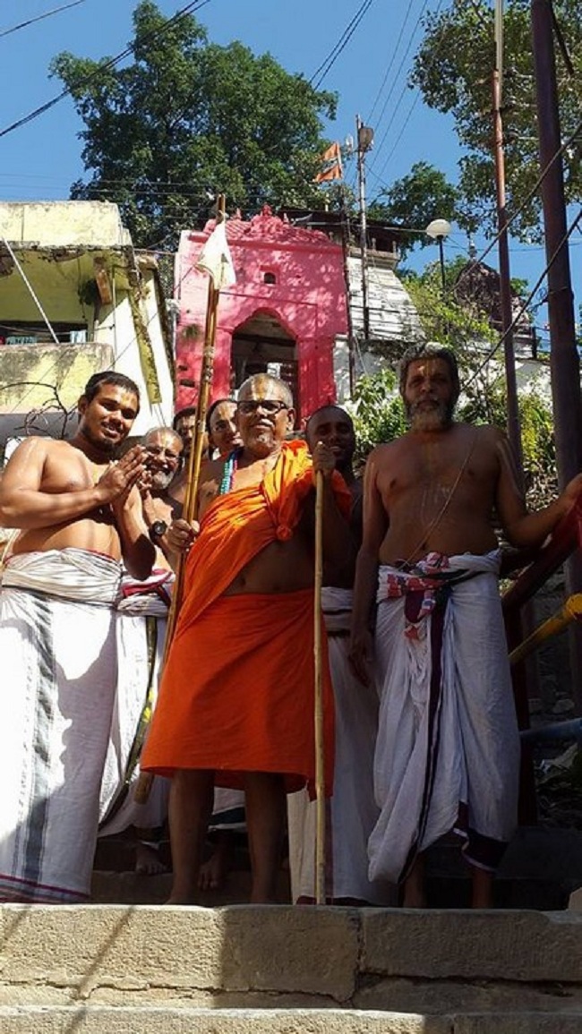 HH 46th Srimath Azhagiyasingar Mangalasasanam At Thirukkandam(Devaprayag)8