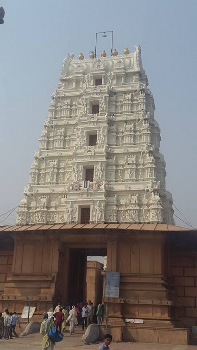 HH 46th Srimath Azhagiyasingar Mangalasasanam At Vrindavan Sri Ranganatha Perumal Temple24