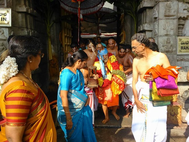 HH Srimushnam Andavan Mangalasasanam At Thiruchanoor Sri Padmavathi Thayar temple6