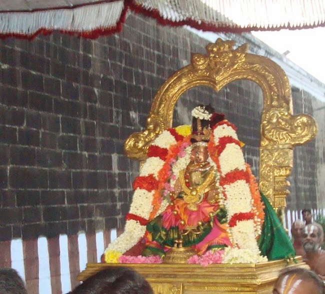 Kanchi Sri Perundhevi THayar Sukravara Purappadu 2014  01