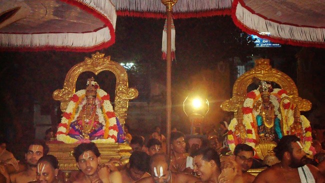 Kanchi Sri Perundhevi Thayar Navarathri Utsavam day 4 2014 08