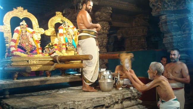 Kanchi Sri Perundhevi Thayar Navarathri Utsavam day 4 2014 13