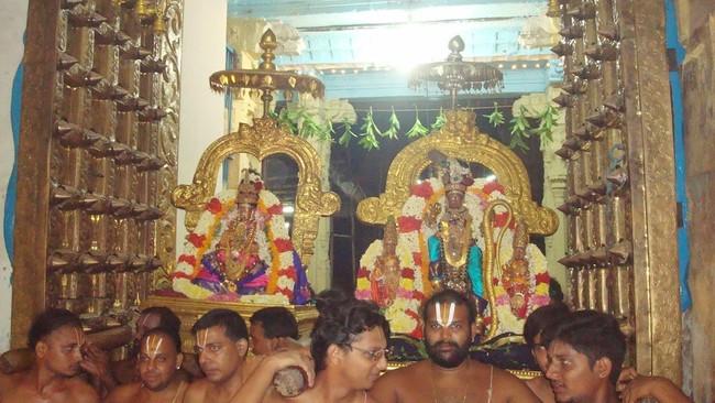 Kanchi Sri Perundhevi Thayar Navarathri Utsavam day 4 2014 25