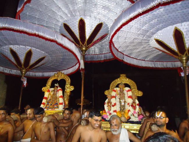Kanchi Sri Perundhevi Thayar Navarathri Utsavam day 7 2014 15