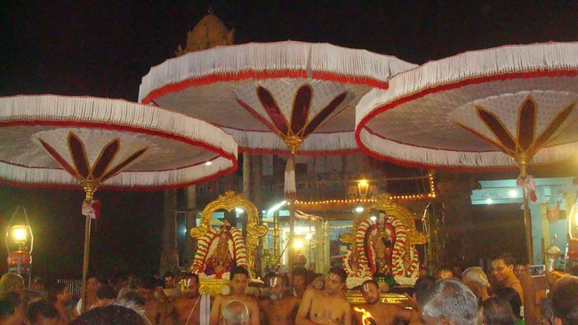 Kanchi Sri Varadaraja Perumal Temple Navarathri UTsavam day 5  2014 10