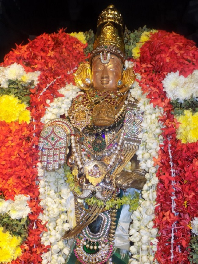 Madipakkam Sri Oppilliappan Pattabhisheka Ramar Temple Deepavali Purappadu15