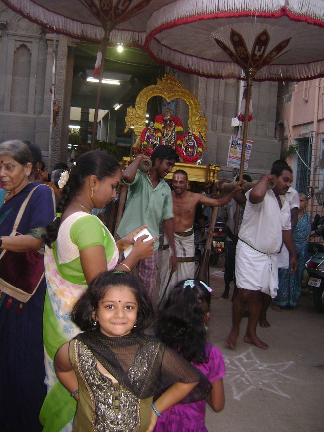Mylai Sri Adhikesava Perumal Temple Pavithrotsavam day 1 2014 08