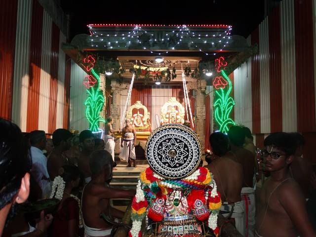 Mylapore SVDD Sri Srinivasa Perumal Temple Navarathri Uthsavam Day 8  02-10-2014  14