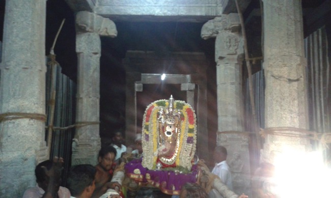 Namakkal Narasimhaswami Temple Navarathri UTsavam day 1 2014--08
