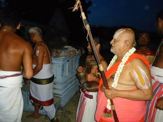 Srimushnam Andavan Mangalasasanam at Nagai Kasthuri Ranganatha PErumal Temple 2014 09