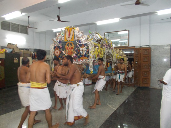 Srirangam Ahobila Mutt Adhivan Satakopan THirunakshatra utsavam vidayatri  Alum Pallaku  2014 13