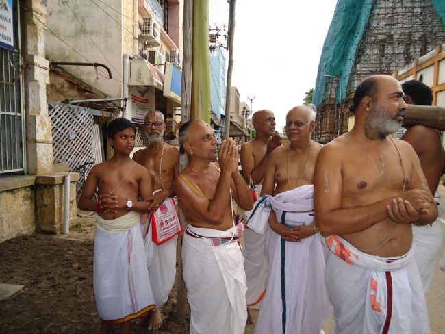 Srirangam poundrigapuram desikan 1st day utsavam (1)