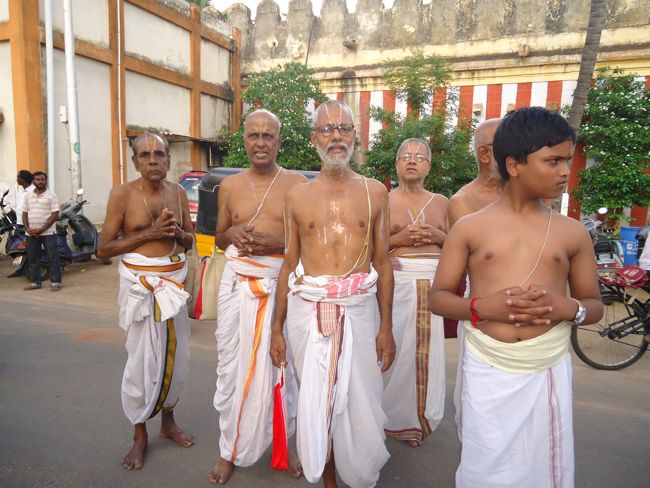 Srirangam poundrigapuram desikan 1st day utsavam (15)