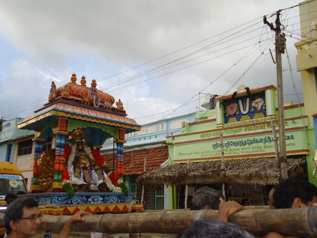 Srirangam poundrigapuram desikan 1st day utsavam (45)