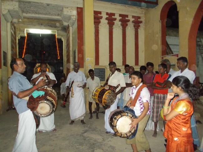 Therazhundur Sri Amaruviappan & Swami Desikan  Theppotsavam   2014 24